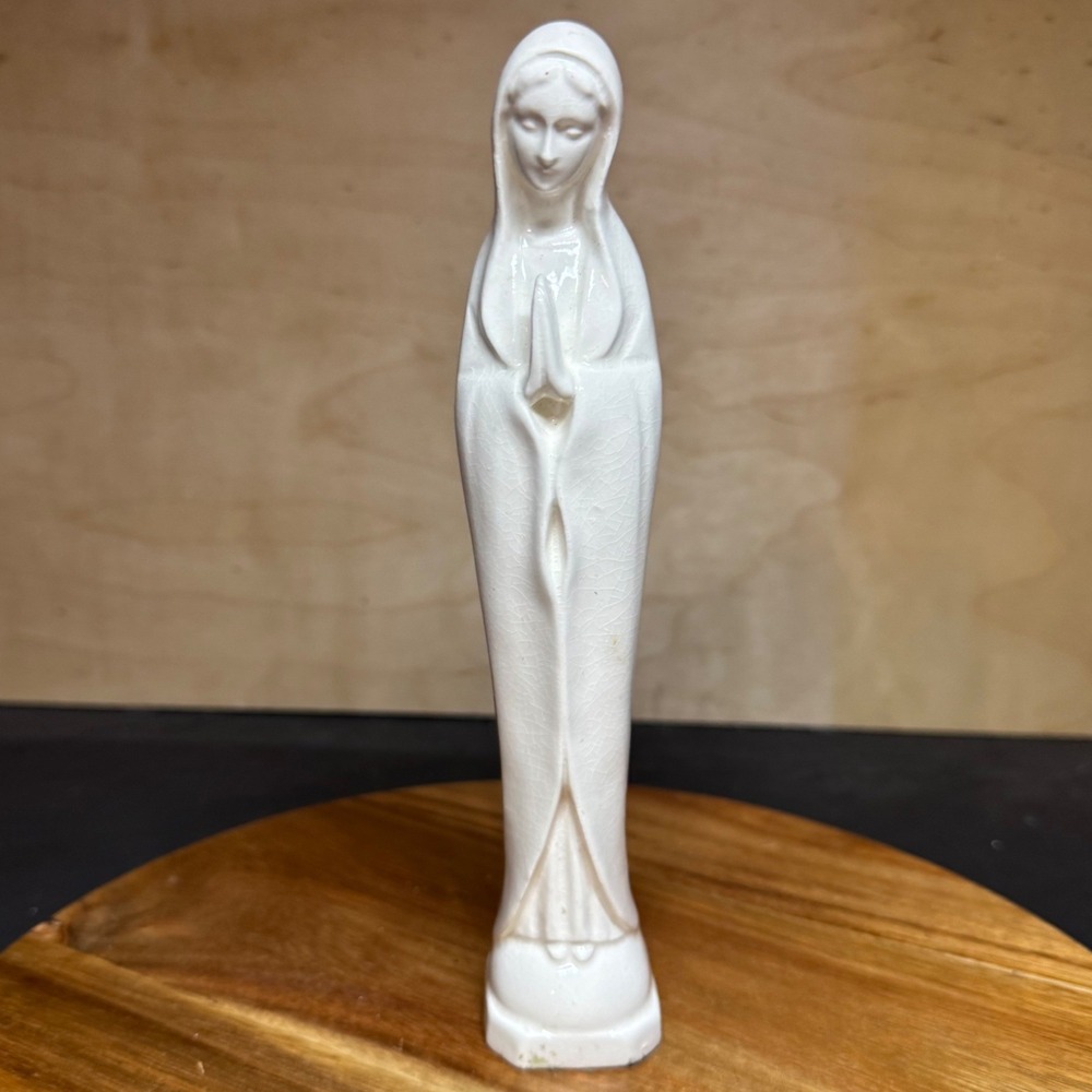 Vintage White Ceramic Virgin Mary Figurine 7.75" Praying Madonna Statue Crackle